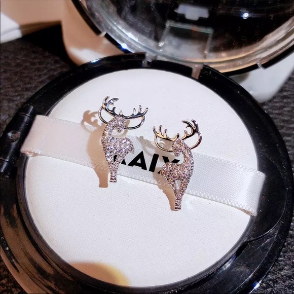 Last pair❗️925 silver elk stud earrings - Picture 3 of 3